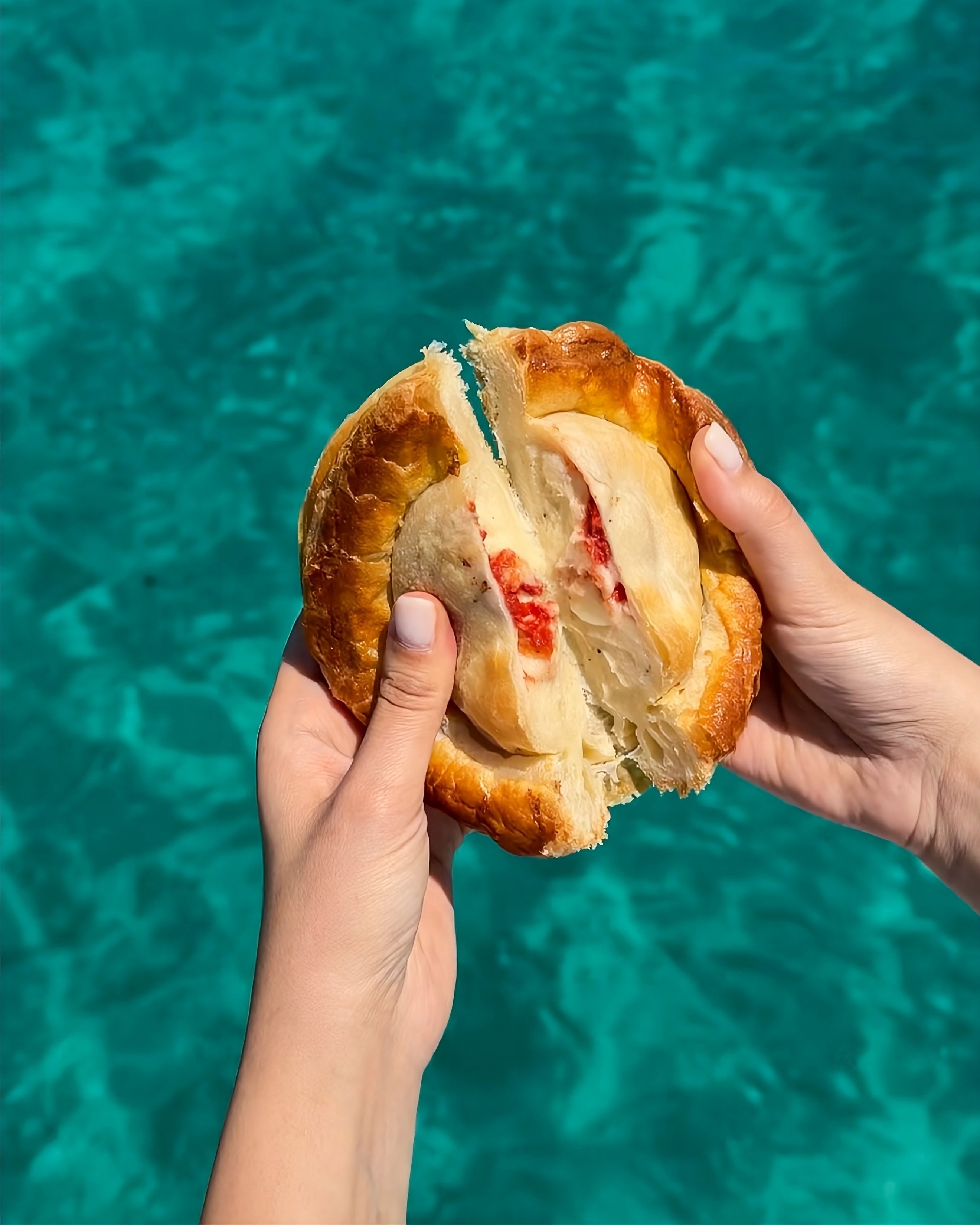 [SAPORE DI...] La felicità ha un nome e un sapore: rustico leccese. Una sfoglia leggera e…